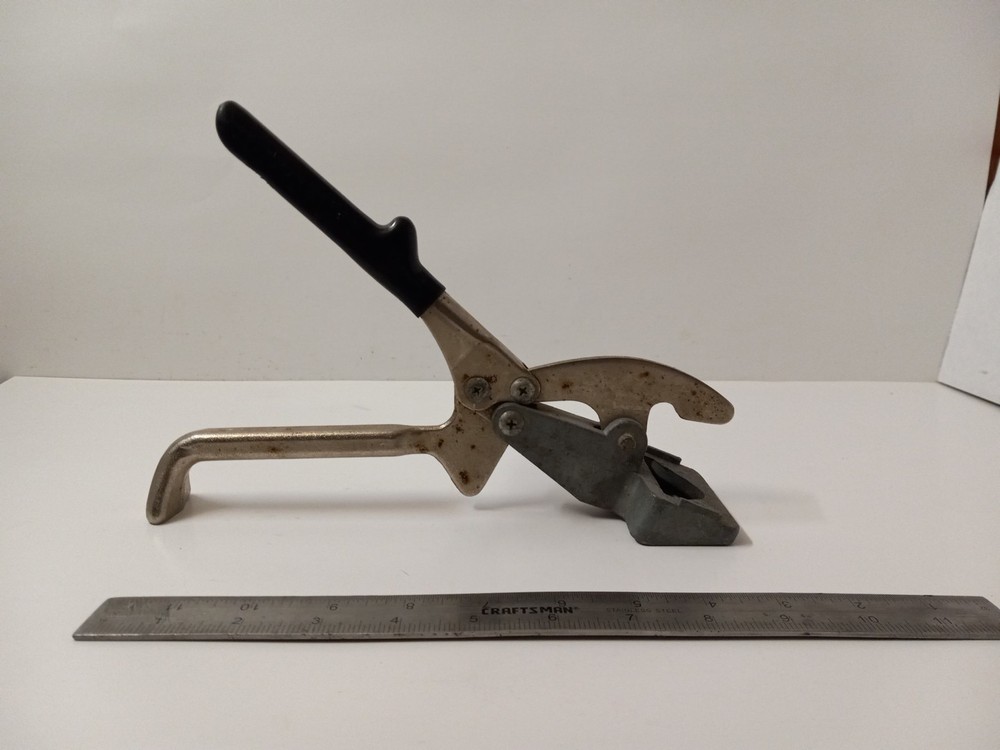 Crain Cutter Co No 440