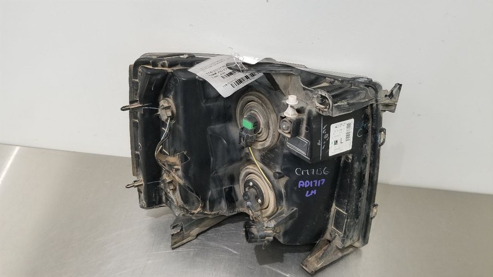 13 CHEVY SILVERADO 2500 HEADLIGHT HEADLAMP LEFT DRIVER