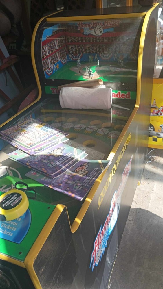 Home Run Hitter Arcade Machine