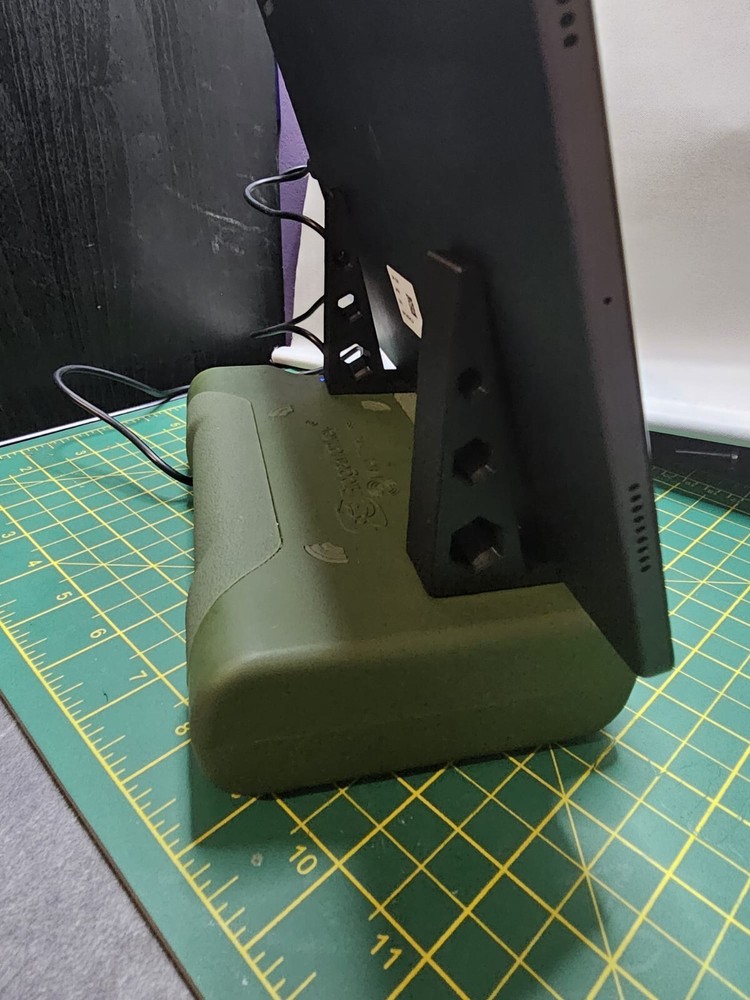 RidgeMonkey Vault C-Smart Wireless Tablet Holder.