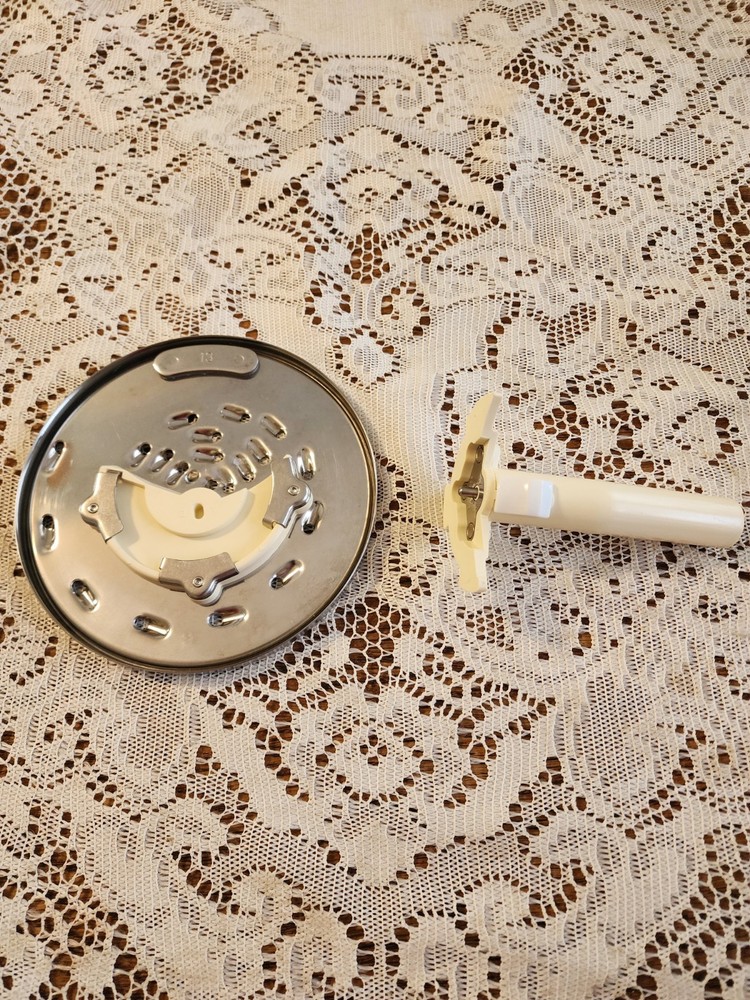 Cuisinart DLC-2009 Prep 9 Detachable Stem Replacement Part OEM Used