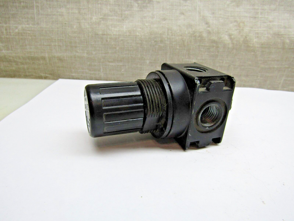 Rexroth Bosch 0821300661 Compact Pressure Regulator