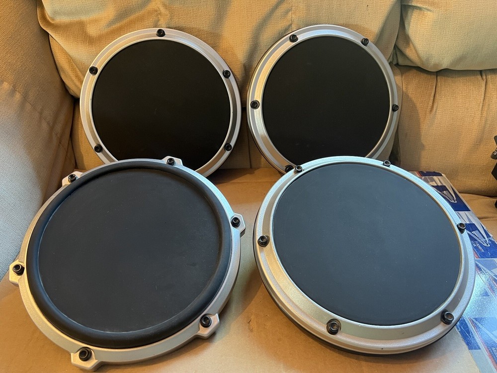 4 BEHRINGER  DRUM PAD  XD80USB