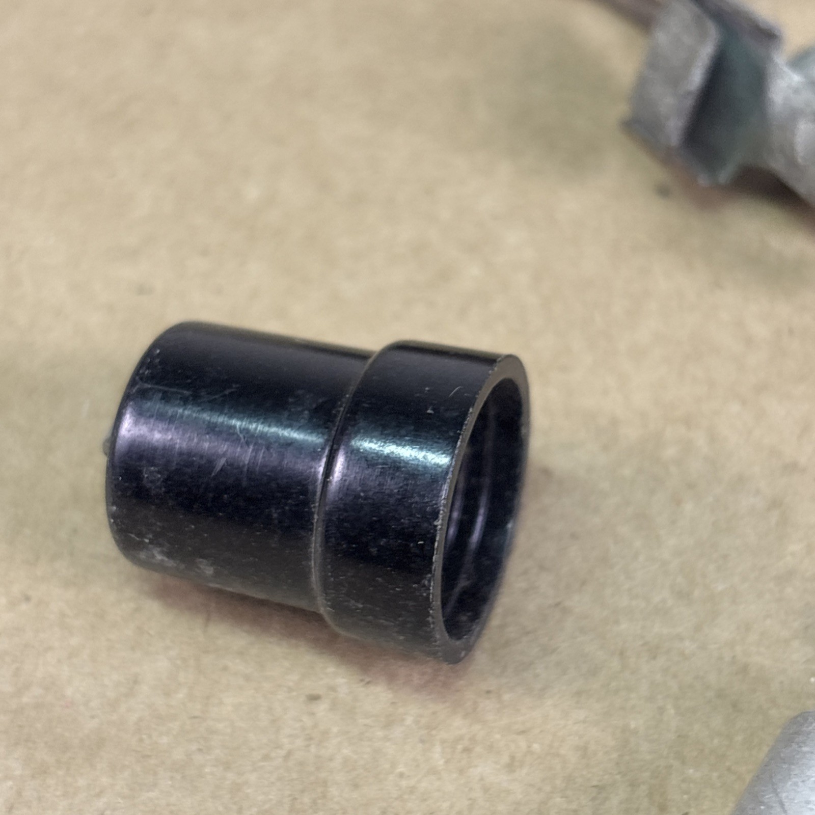 VTG Lot of Speaker Binding Posts Terminals Connectors & Miniature Lamp holders