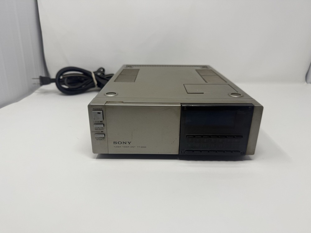 Vintage Programmable Betamax Portable Tuner Timer Unit Sony TT-2000