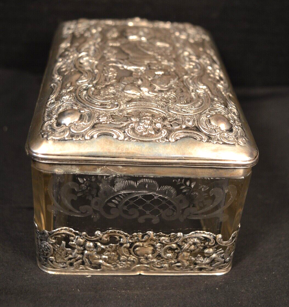 Silver Top Engraved Glass Box