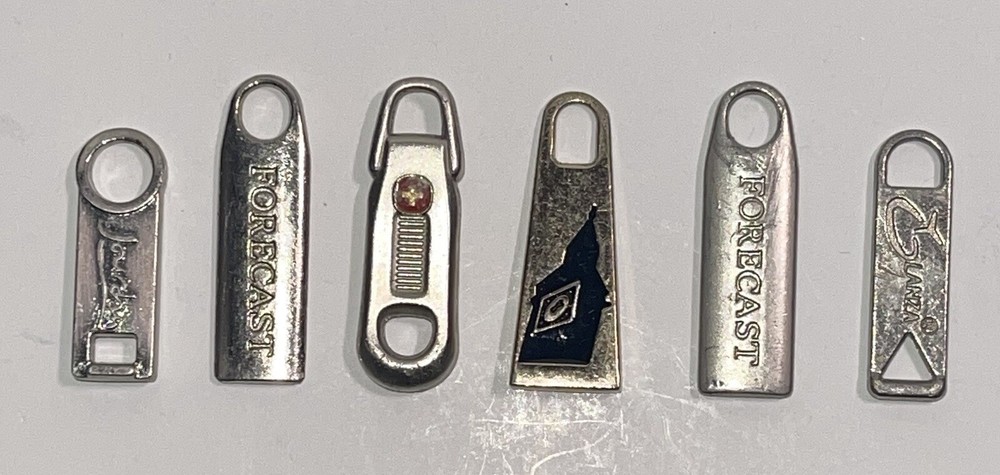 Lot of (6) Luggage Replacement Zipper Pulls