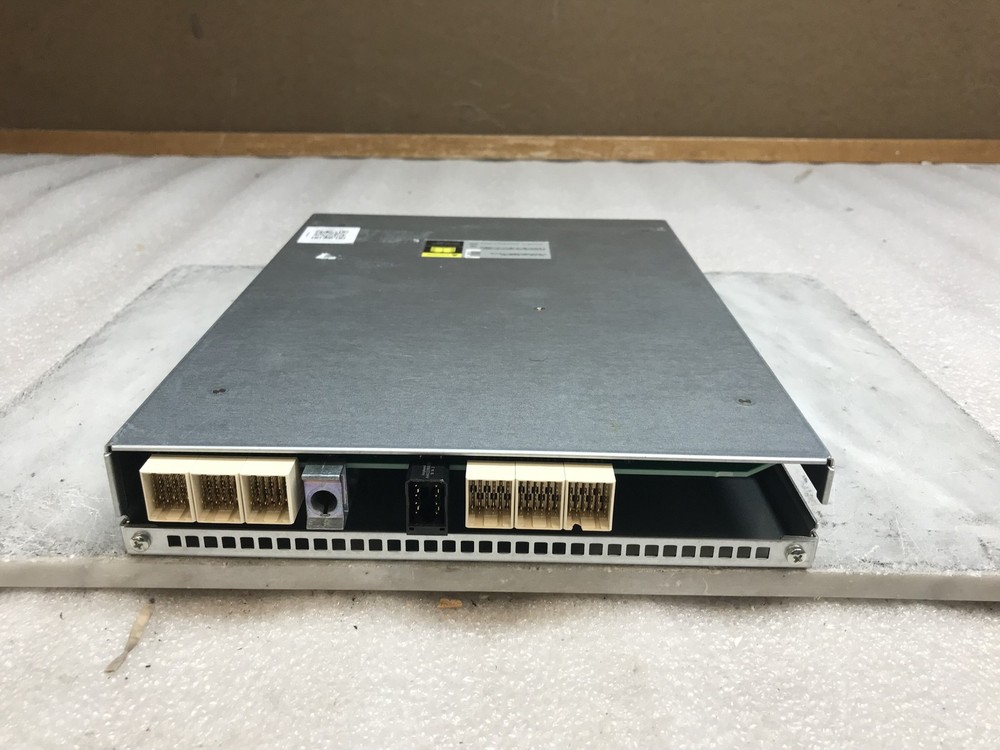 NetApp IOM6 111-00190+B0 SAS Storage Controller Ethernet Server Module