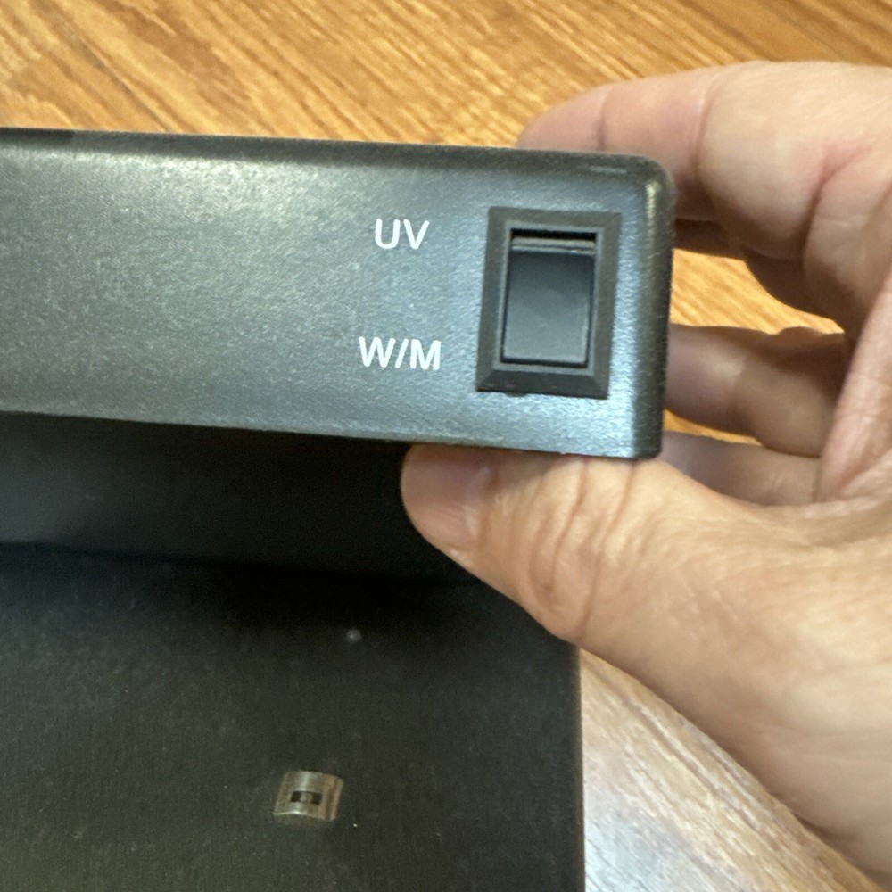 counterfeit money detector machine