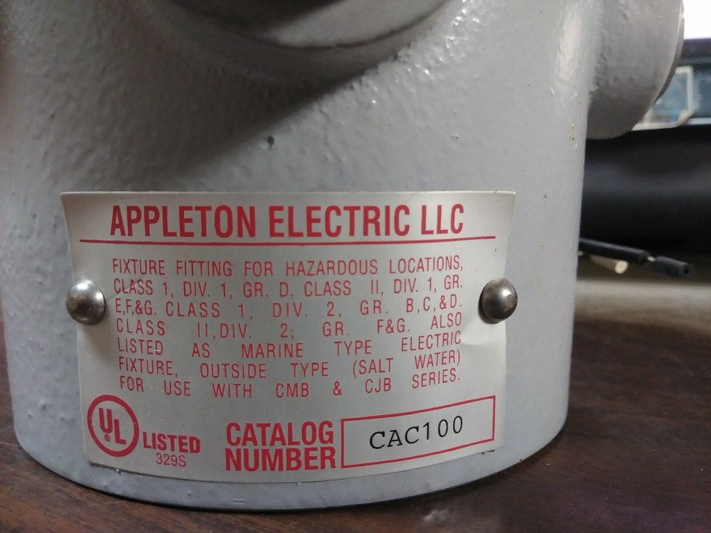 EGS APPLETON CAC100 LIGHTING CEILING BOX ASSEMBLY CODEMASTER NEW IN BOX