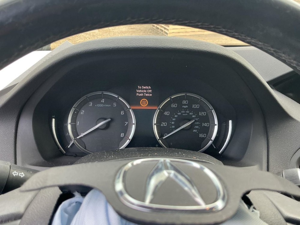 MDX 2017 Glove Box 4973954