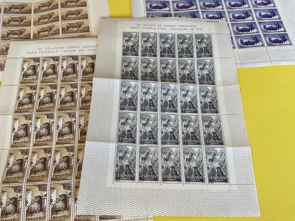 Spain Bull 4 mint never hinged stamps sheets folded B329