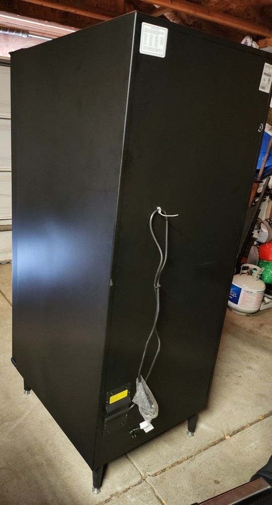 Vending Machine 23-Selection Snack Model #3573