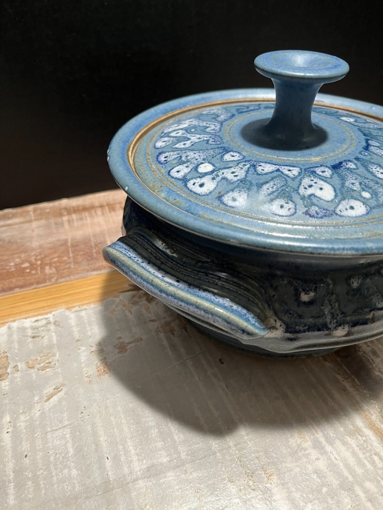 Vintage Signed Blue Pottery Pot w/Lid Pre-Owned