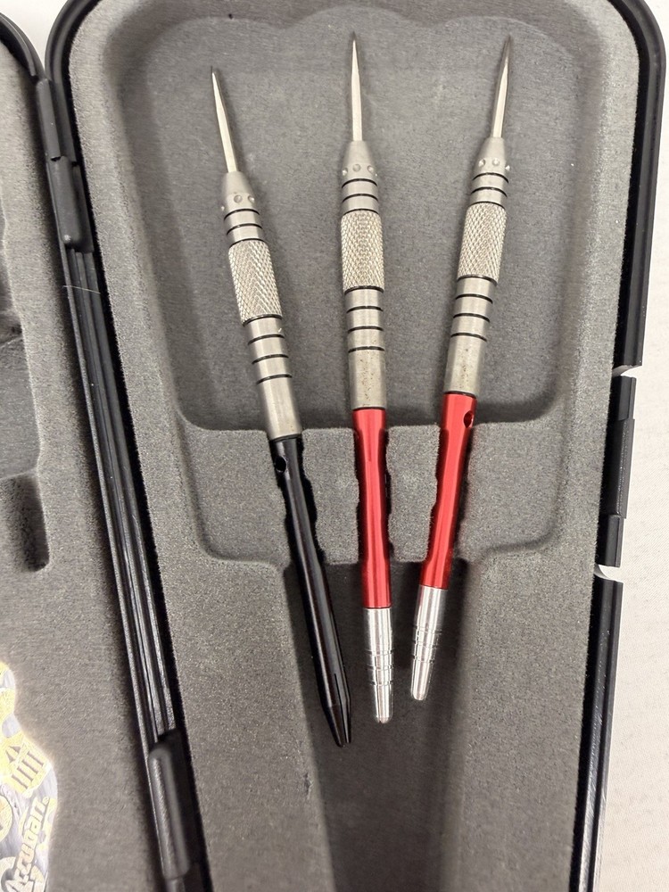 Accudart Pro Series Dart Set With Case Missing Pieces
