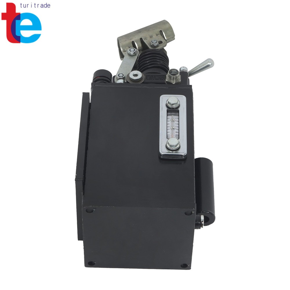 Single Acting Hydraulic Hand Pump 2.7CID With Release Knob Control