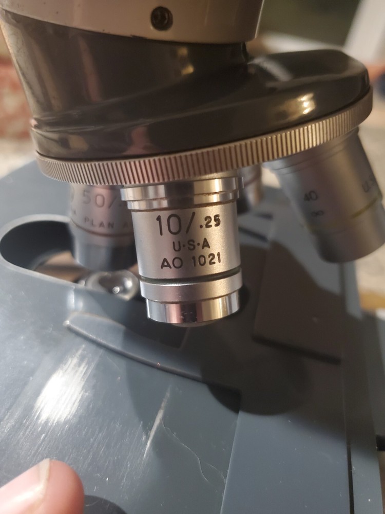 Microscope American Optical One-Ten MicroStar Dual Head w/4 Objectives