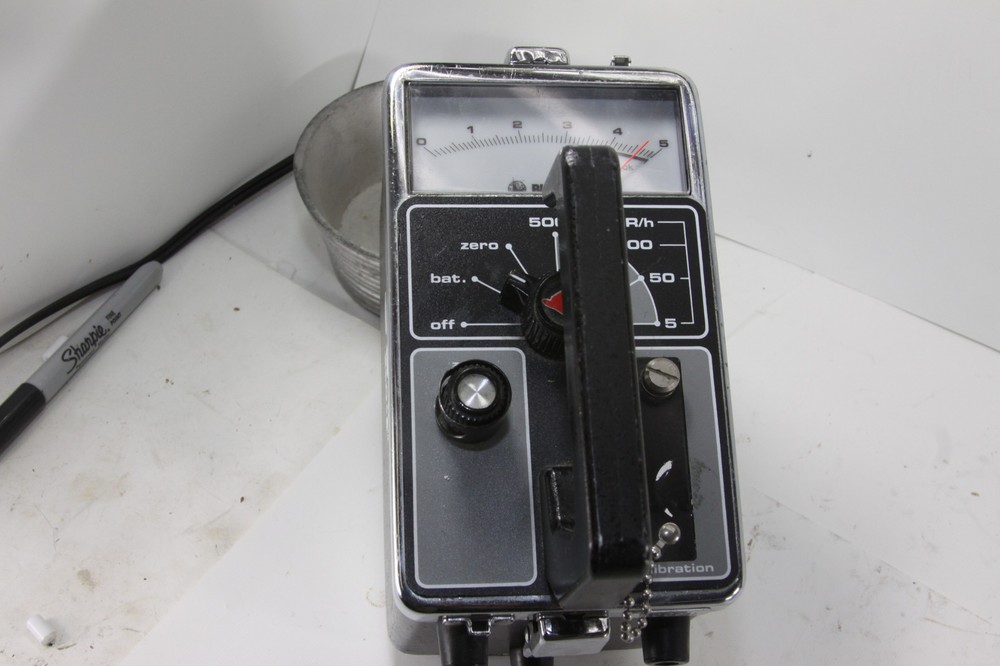 BICRON RSO-50 E ION CHAMBER / SURVER METER RADIATION METER