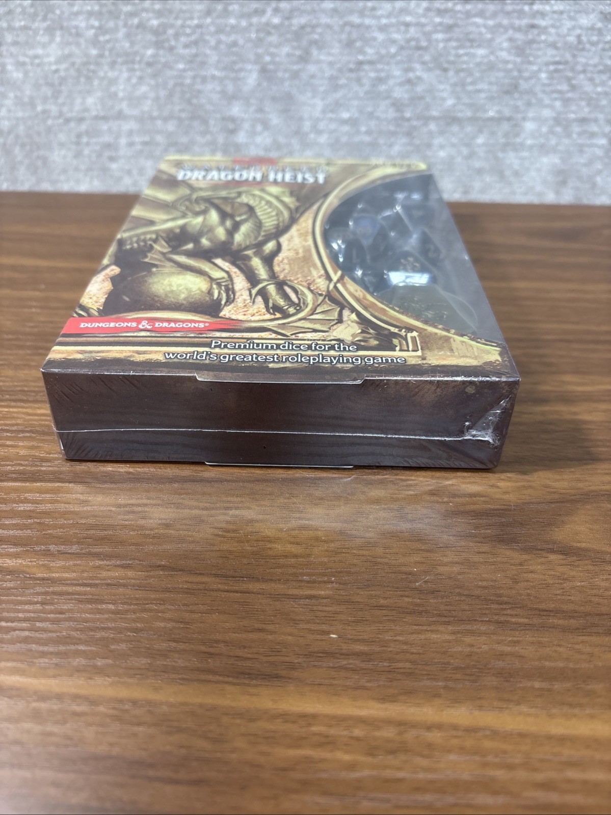 D&D Waterdeep Dragon Heist Dice Set with Life Counter, New