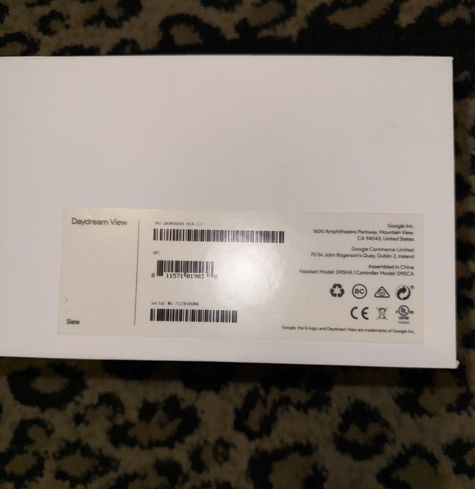 Google Daydream View VR Headset - Slate *Never Opened* Virtual Reality NIB