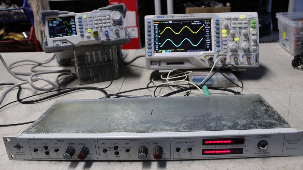 DWIGHT CAVENDISH VP-716-01 AUDIO LEVEL ADJUST & MIXER #1