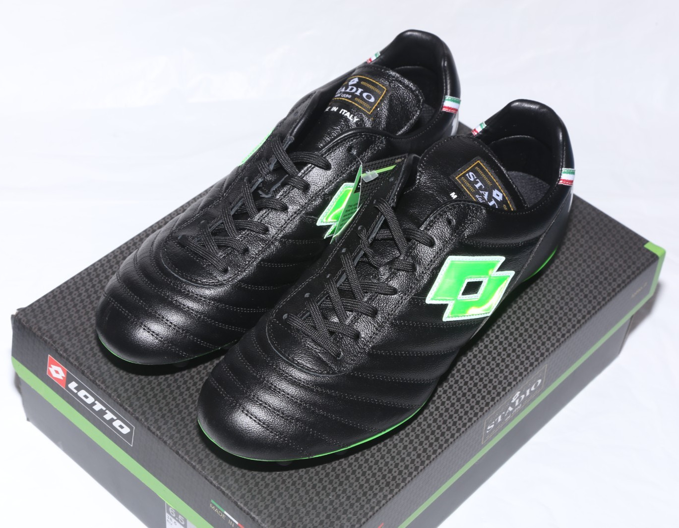 Lotto Stadio OG II FG Soccer Cleats Unisex - Men size 8 MSRP $220