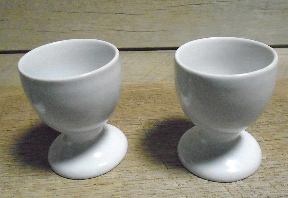 2 Egg Cups Solid White Porcelain Breakfast service Collectible Decor