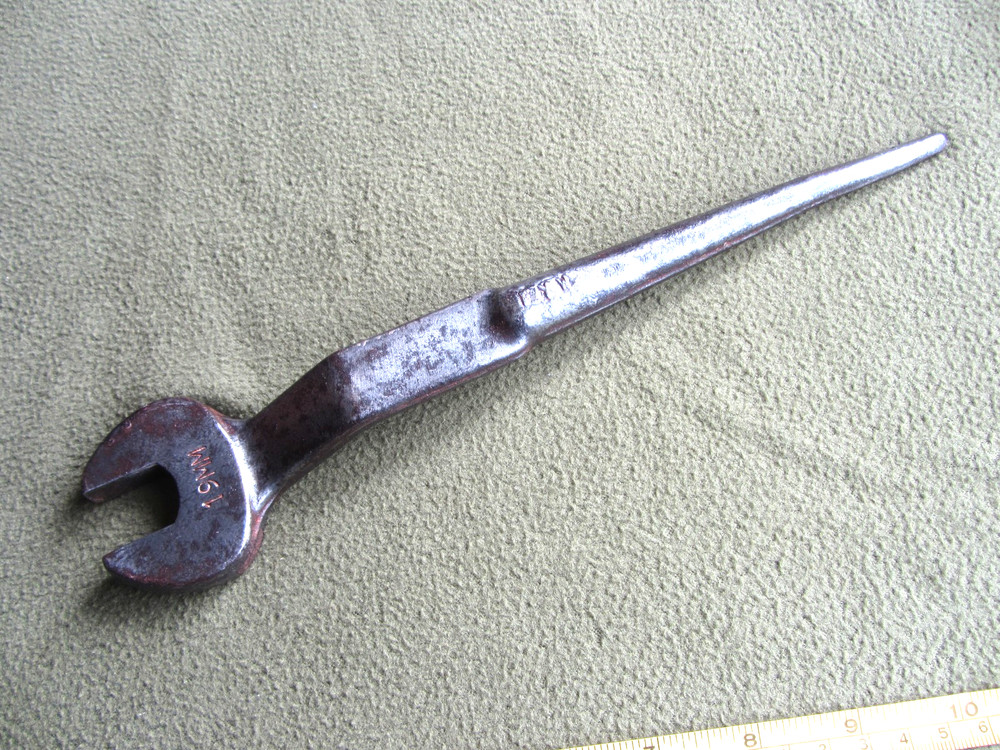 Vintage Open ended cranked Podger Spanner 19mm