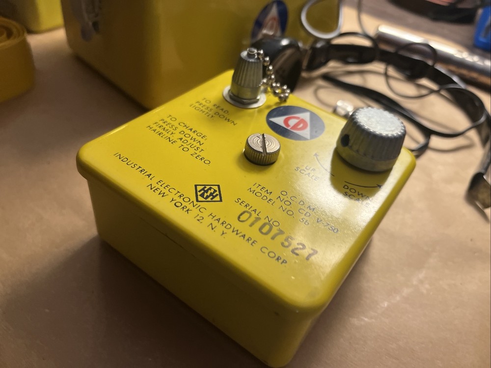 CD V-777-2 Radiation Detection Kit