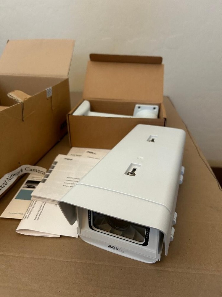 UNUSED Axis M1113-E 0431-501-01 Fixed Network Camera