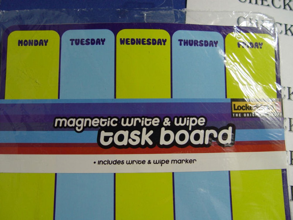 LOCKER MATE 8"x 11" Magnetic write&wipe TASK Board