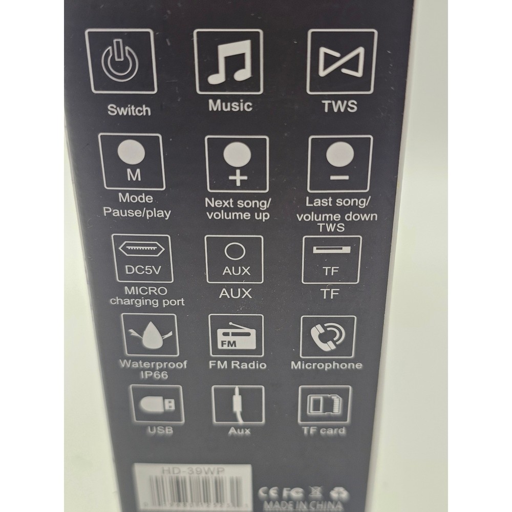 "Hooked" HD-39WP portable Bluetooth speaker. NIB Rugged-LED Lighting-Rubber