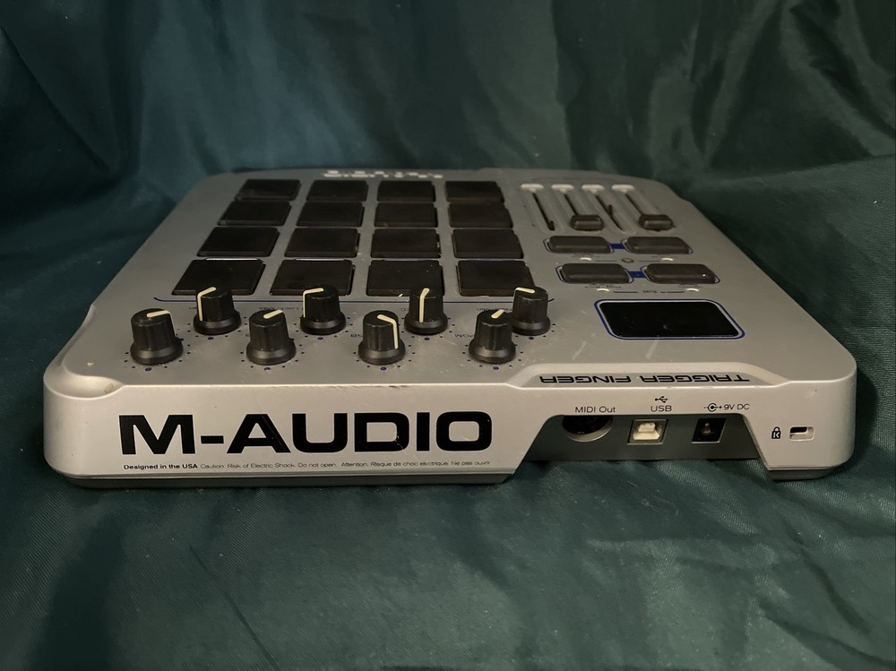 M-Audio Trigger Finger MIDI Controller with Pads -tested Working *Read - As Is*