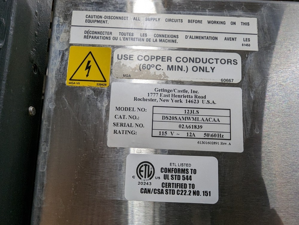 Getinge Castle 123LS Multitherm Gravity Steam Sterilizer Autoclave