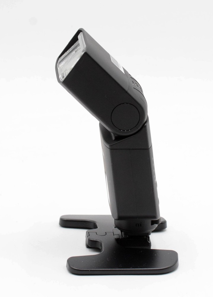 SONY HVL-F32M SPEEDLIGHT WITH CASE