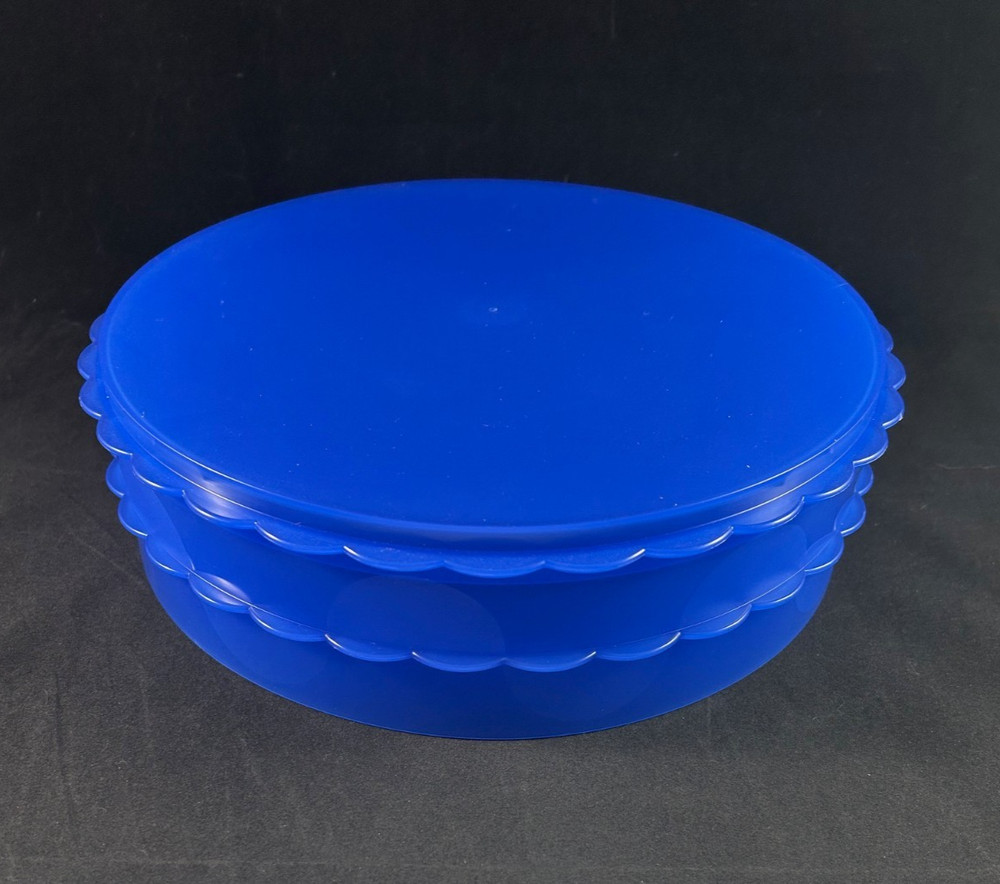 Tupperware Blue Pie Stackable #4897A - Pie Stacker / Counter Cover / Cake Base