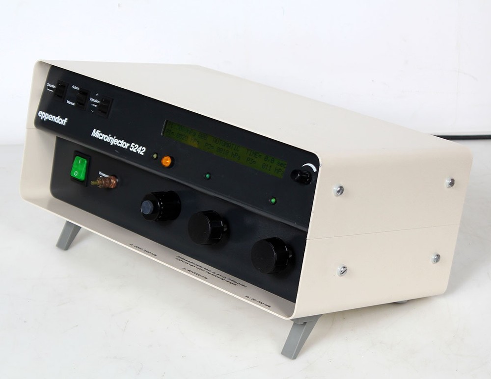 Eppendorf Microinjector 5242-B