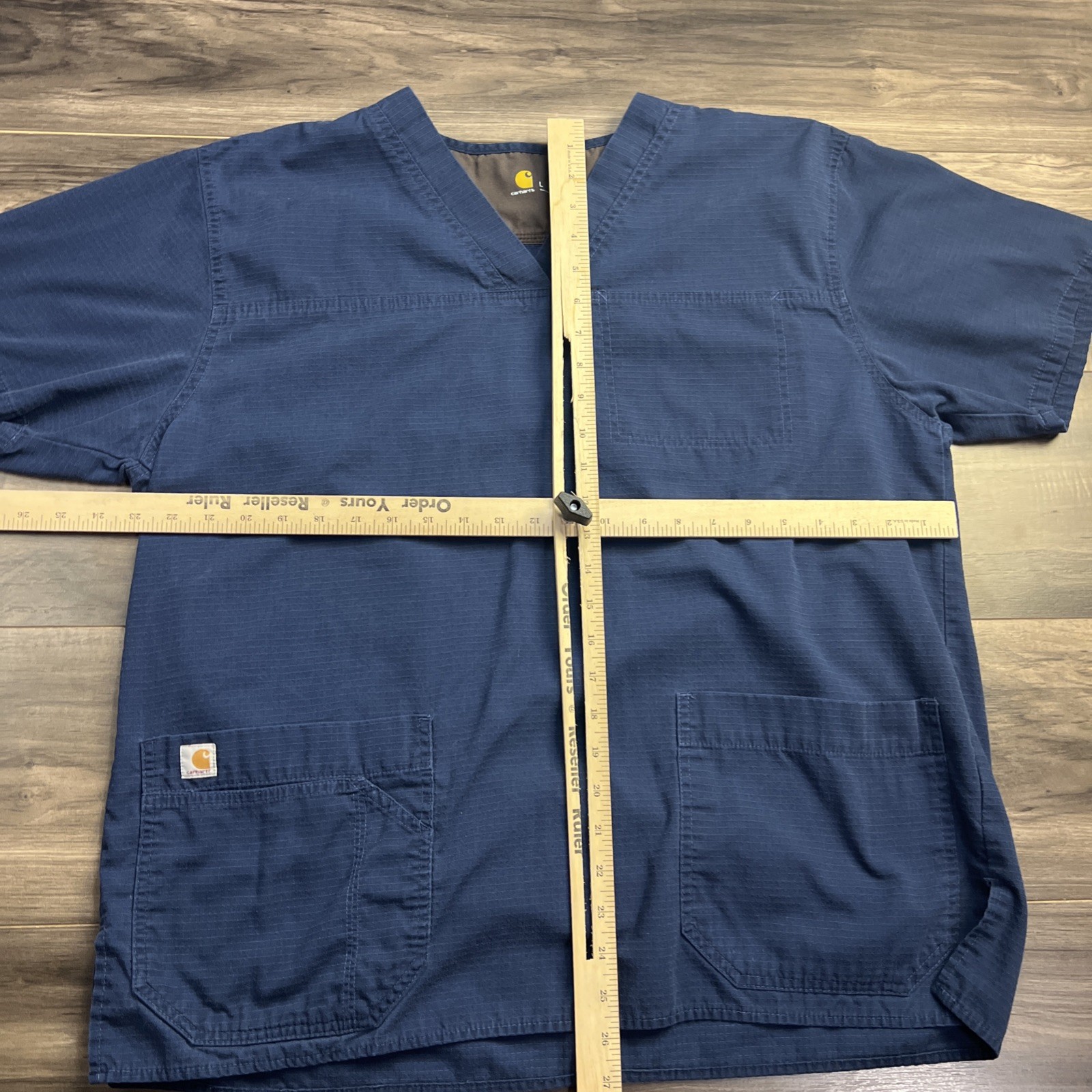 Carhartt Shirt Mens Large Blue Ripstop V-Neck Pockets Medical Uniform Scrub
