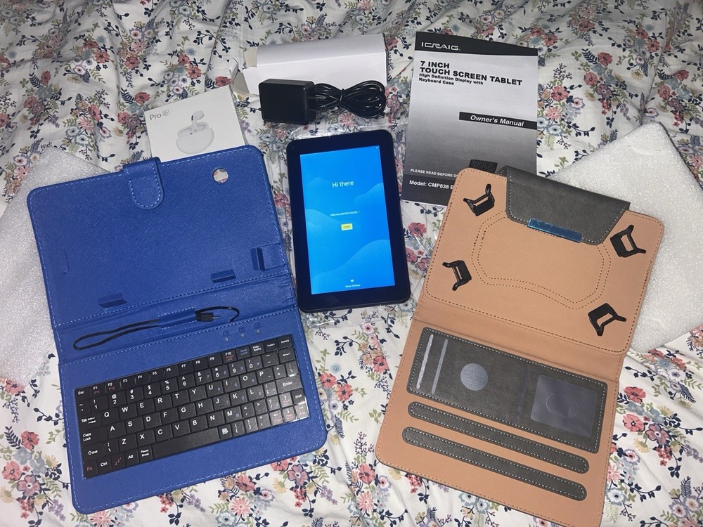 Icraig 7 Inch Android Tablet Wireless Earbuds Cases Keyboard Bundle New
