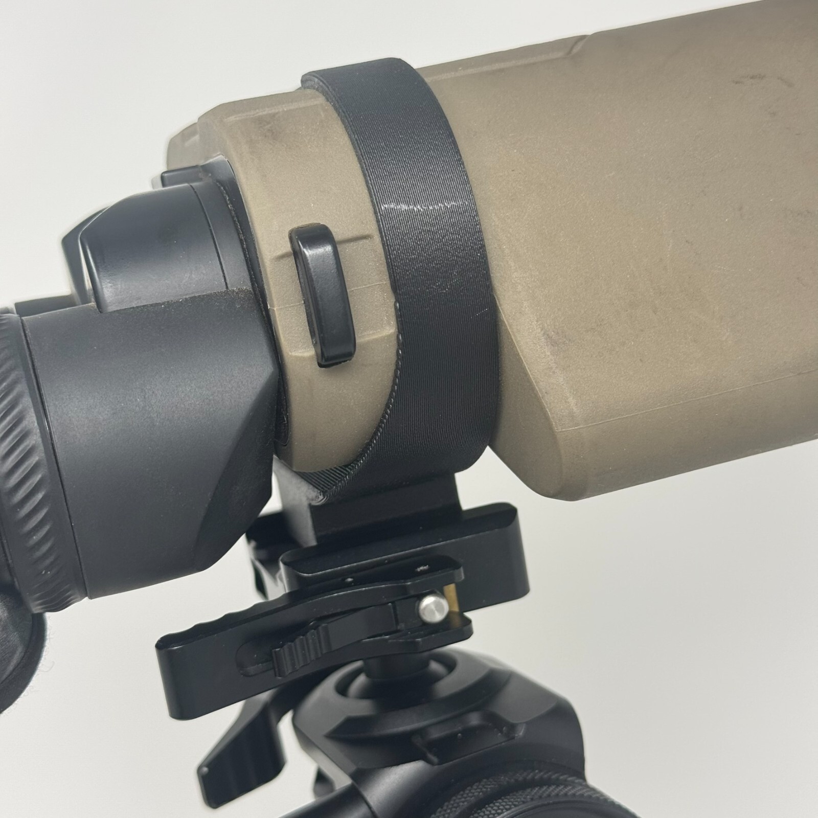 Sig Sauer ZULU6 HDX PRO 50mm Binocular Adapter ~ Tripod/ARCA Swiss Mount