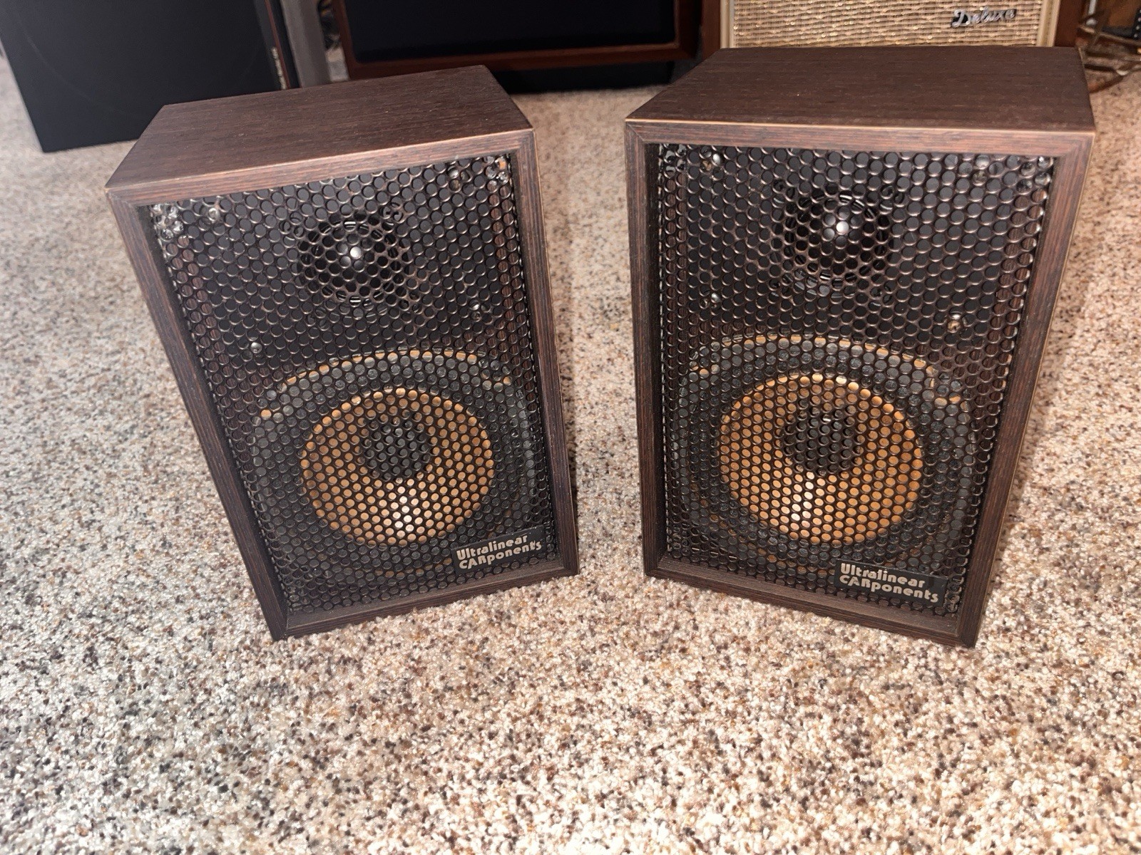 1970 Pair of  Ultralinear CARponents M-15 Vintage Bookshelf Speakers  WORKS RARE