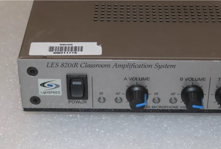 Lightspeed LES-820iR Infrared Wireless Microphone & Receiver Amplifier Complete