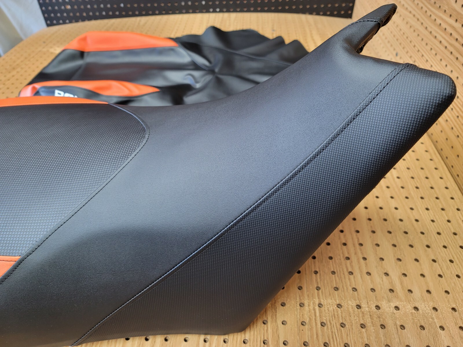 POLARIS SPORTSMAN 550 850 1000 XP SEAT COVER 2009 TO 2017 (BLACK&ORANGE) [P*-21]