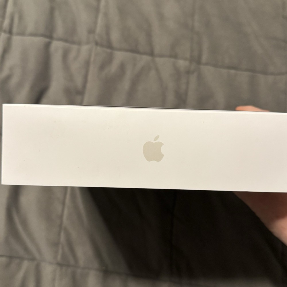 iPad 10th Generation 64GB Replacement Box Only - No Tablet