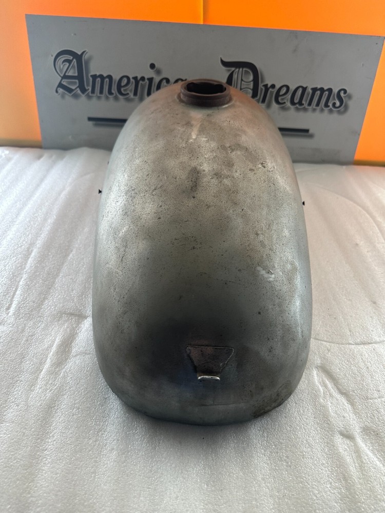 DUCATI SCRAMBLER 350CC FUEL TANK, FRONT MOUNTS MISSING