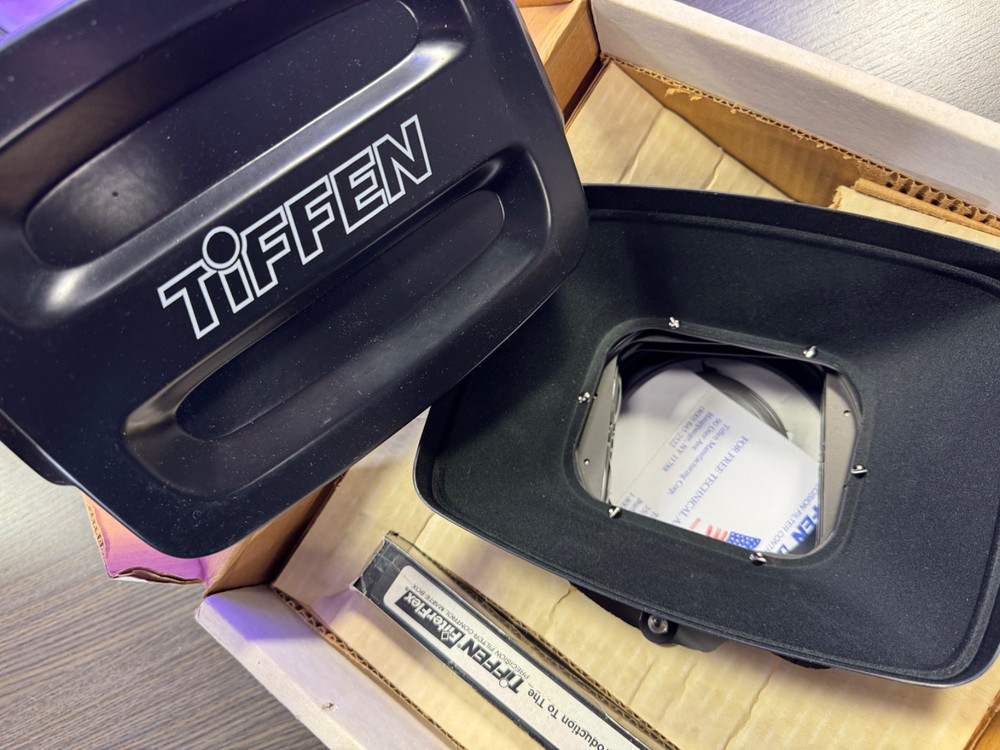 TIFFEN FILTER FLEX MATTE BOX FOR INTERNAL FOCUS LENS