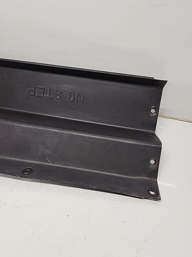 Freightliner Cascadia Cowl Panel 18-57317-000 A178