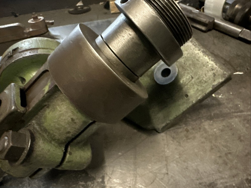 Cincinatti Grinder Workhead With 7 Cincinatti Collets (Missing Ring)