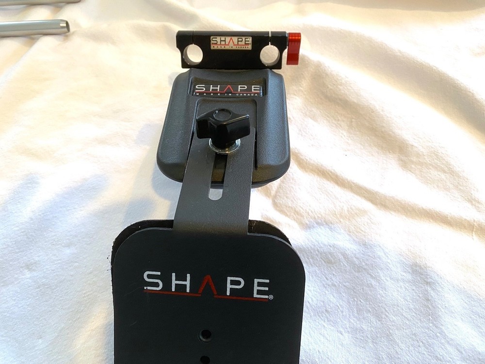 Shape BMPCCOG Shoulder rig