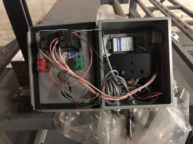 Material Unroll and Reroll Unit with Tapeler Applying System Mfg. Unknown Used